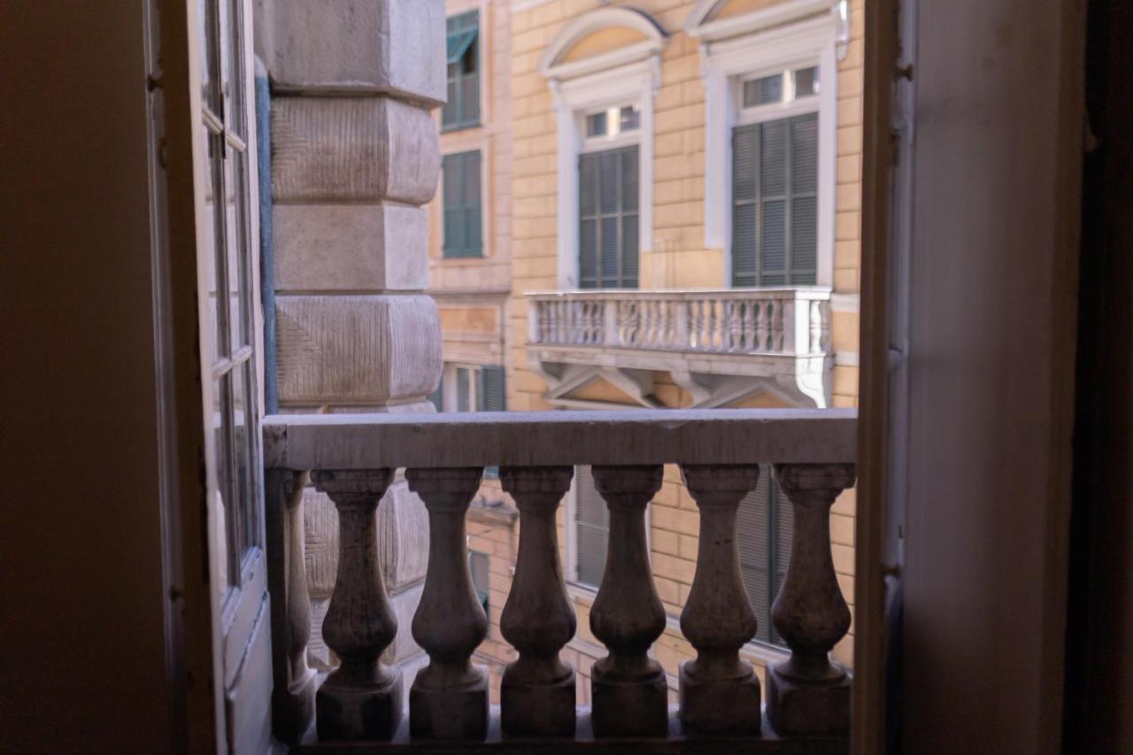 Frescoed House Nearby The Acquarium Genoa